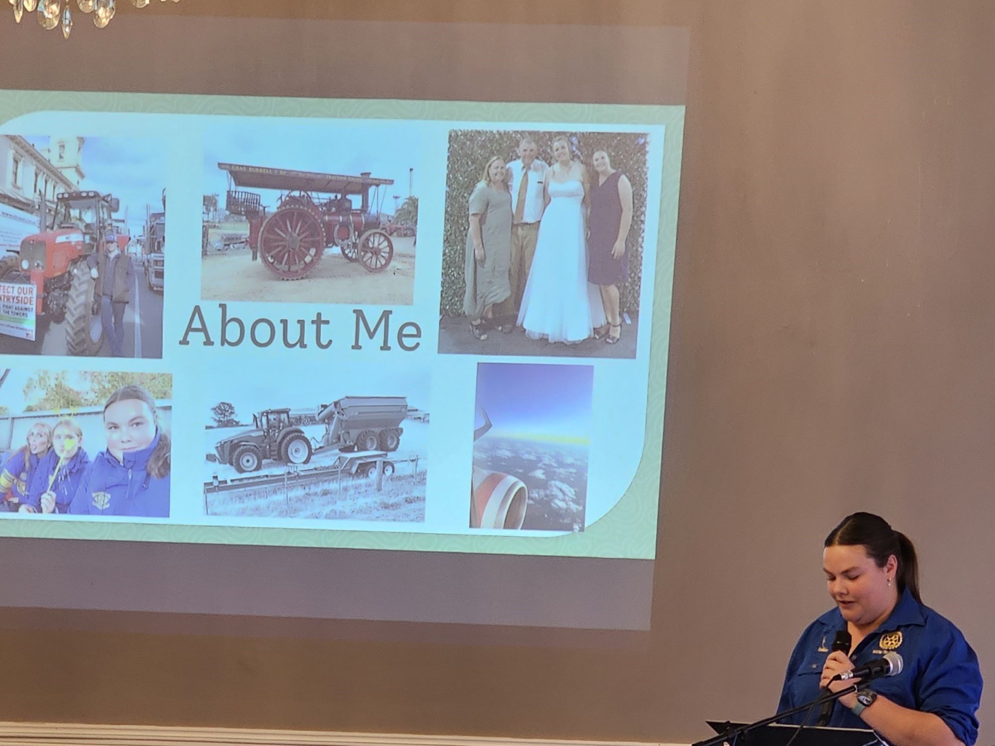 Group of WAM Volunteers, taken from the Women and Mentoring Website. 