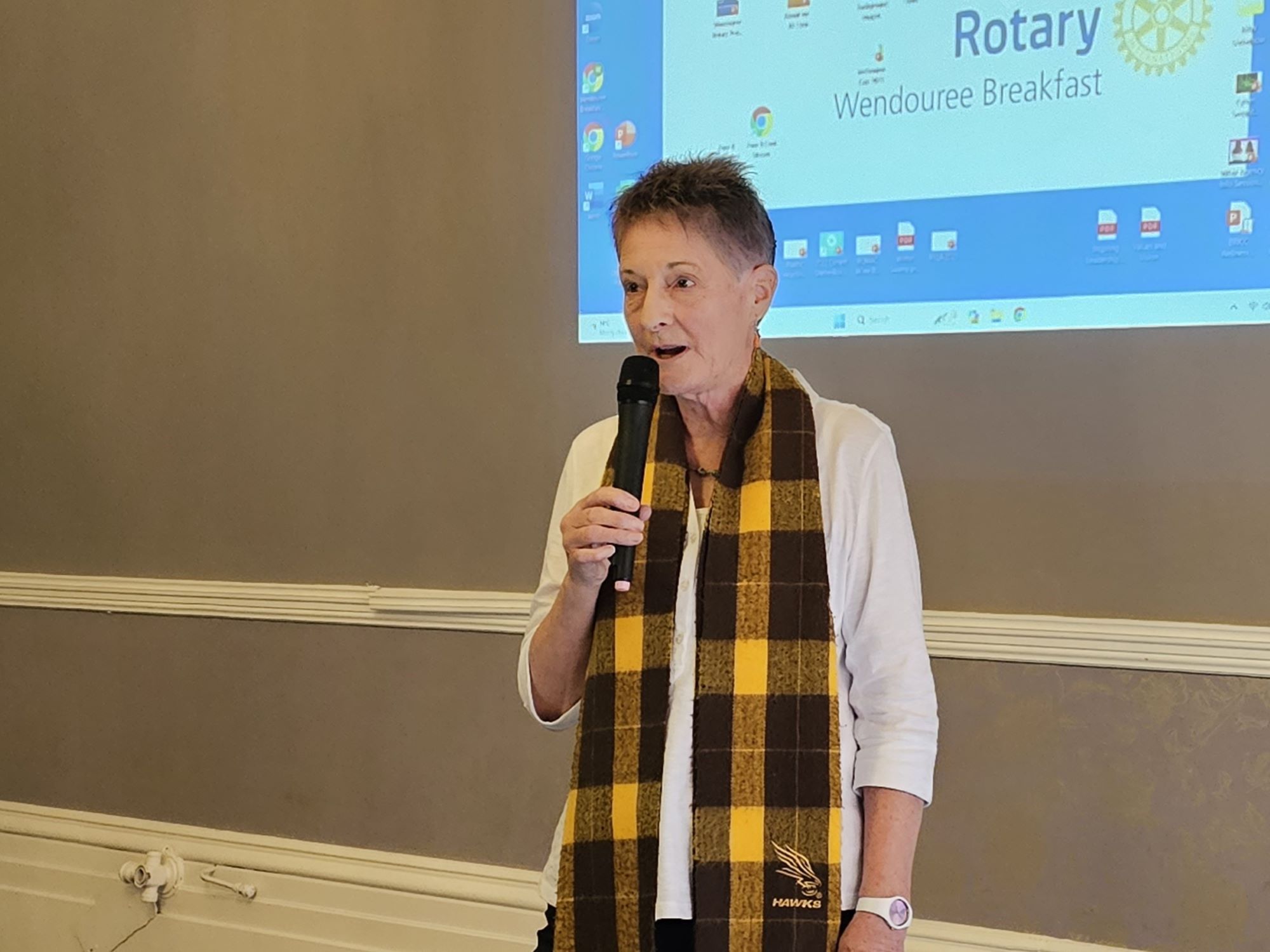 Group of WAM Volunteers, taken from the Women and Mentoring Website. 